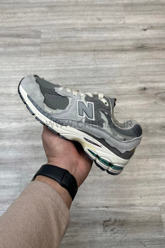 کتونی نیو بالانس 2002 زاپدار