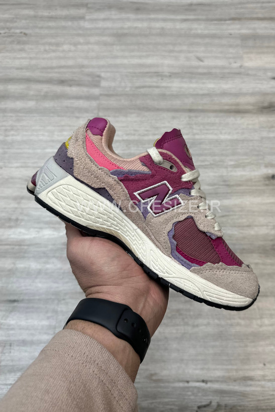 کتونی نیو بالانس 2002 زاپدار