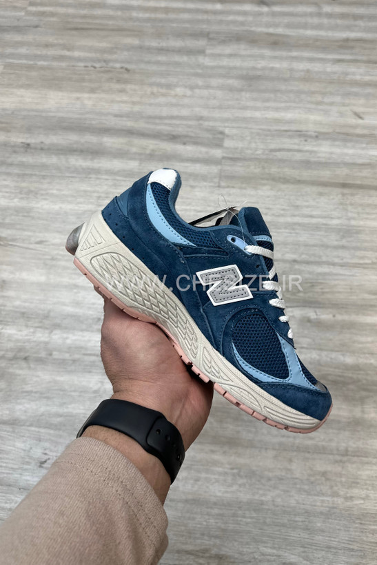 کتونی نیو بالانس 2002