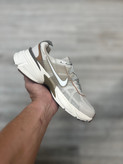 نایک v2k nike وی تو کی