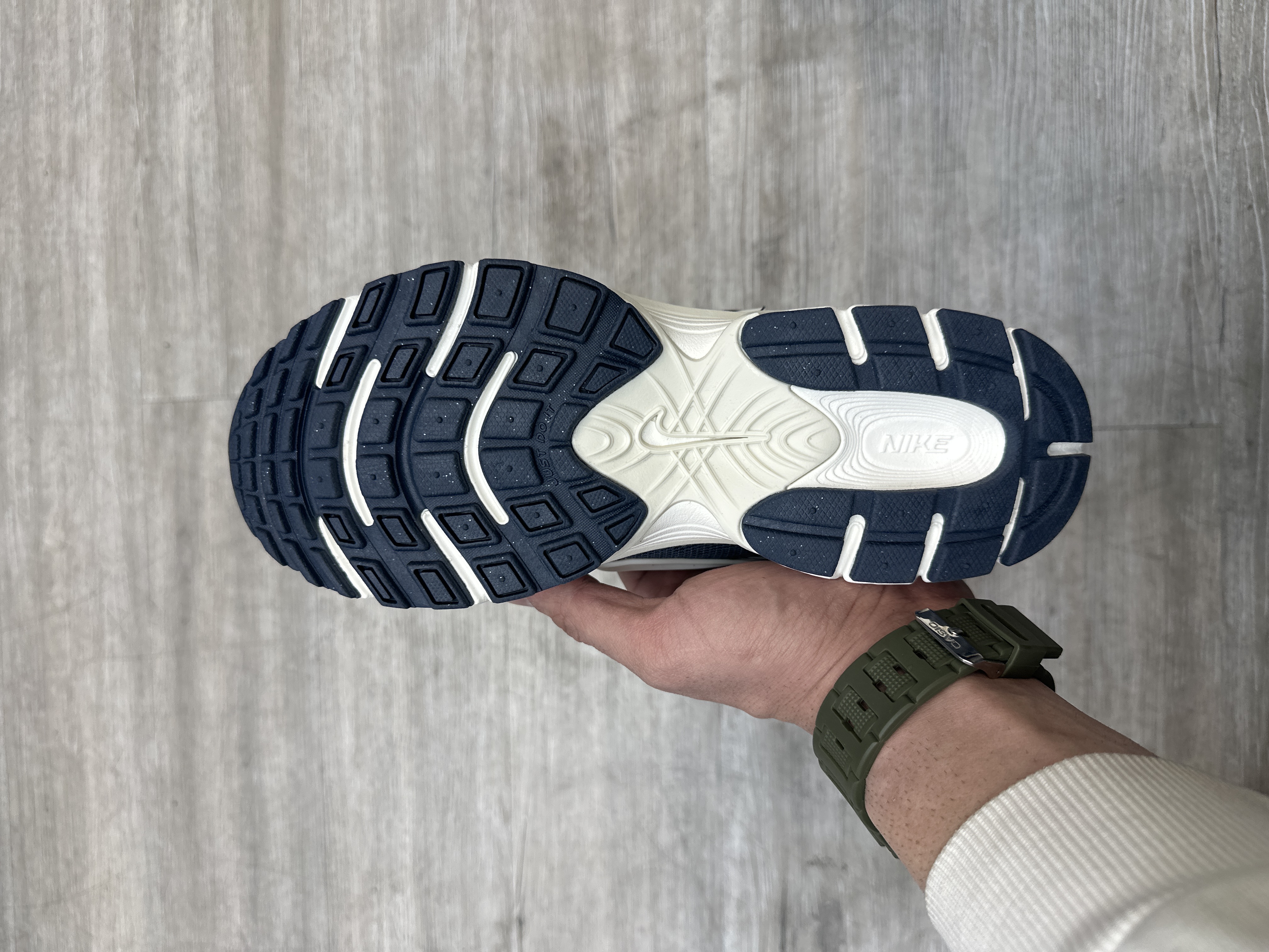 کتونی نایک nike v5 rnr