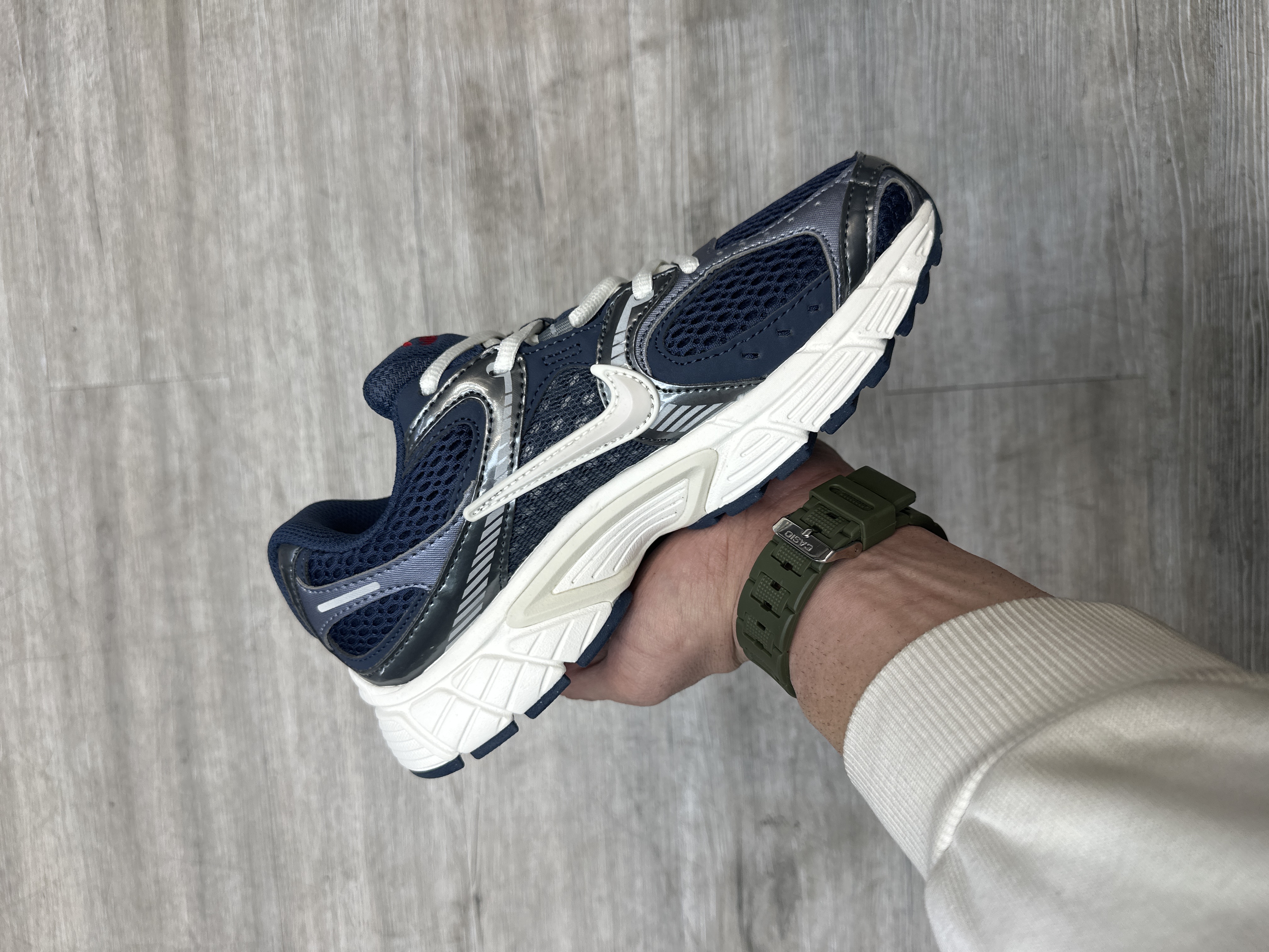 کتونی نایک nike v5 rnr