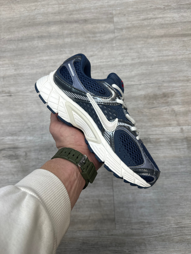 کتونی نایک nike v5 rnr