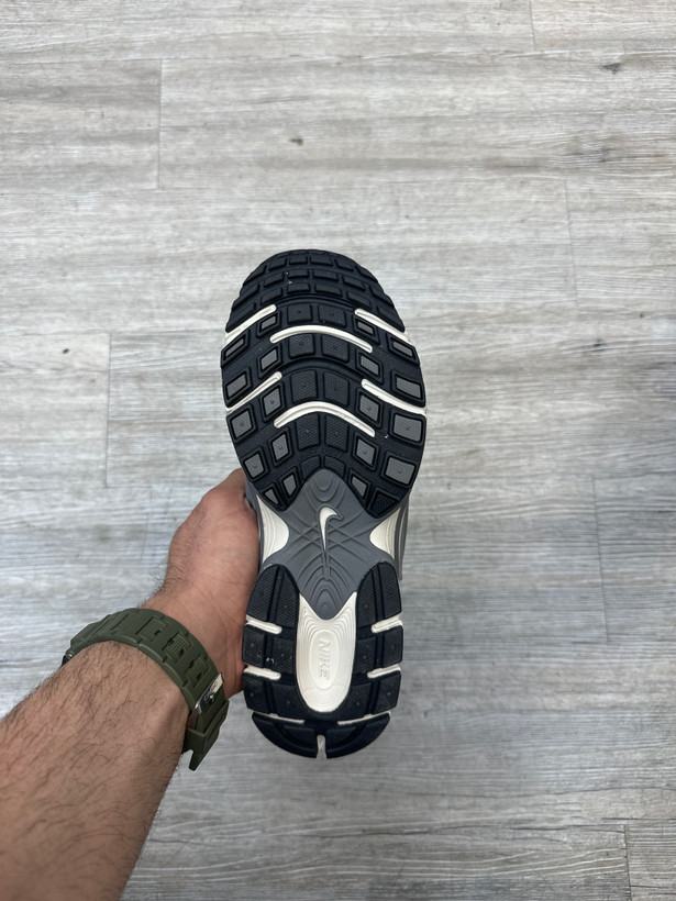 کتونی نایک nike v5 rnr