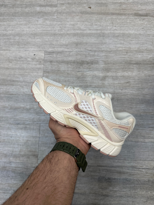کتونی نایک nike v5 rnr