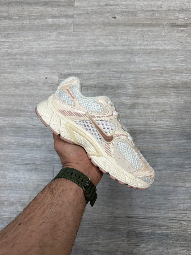کتونی نایک nike v5 rnr