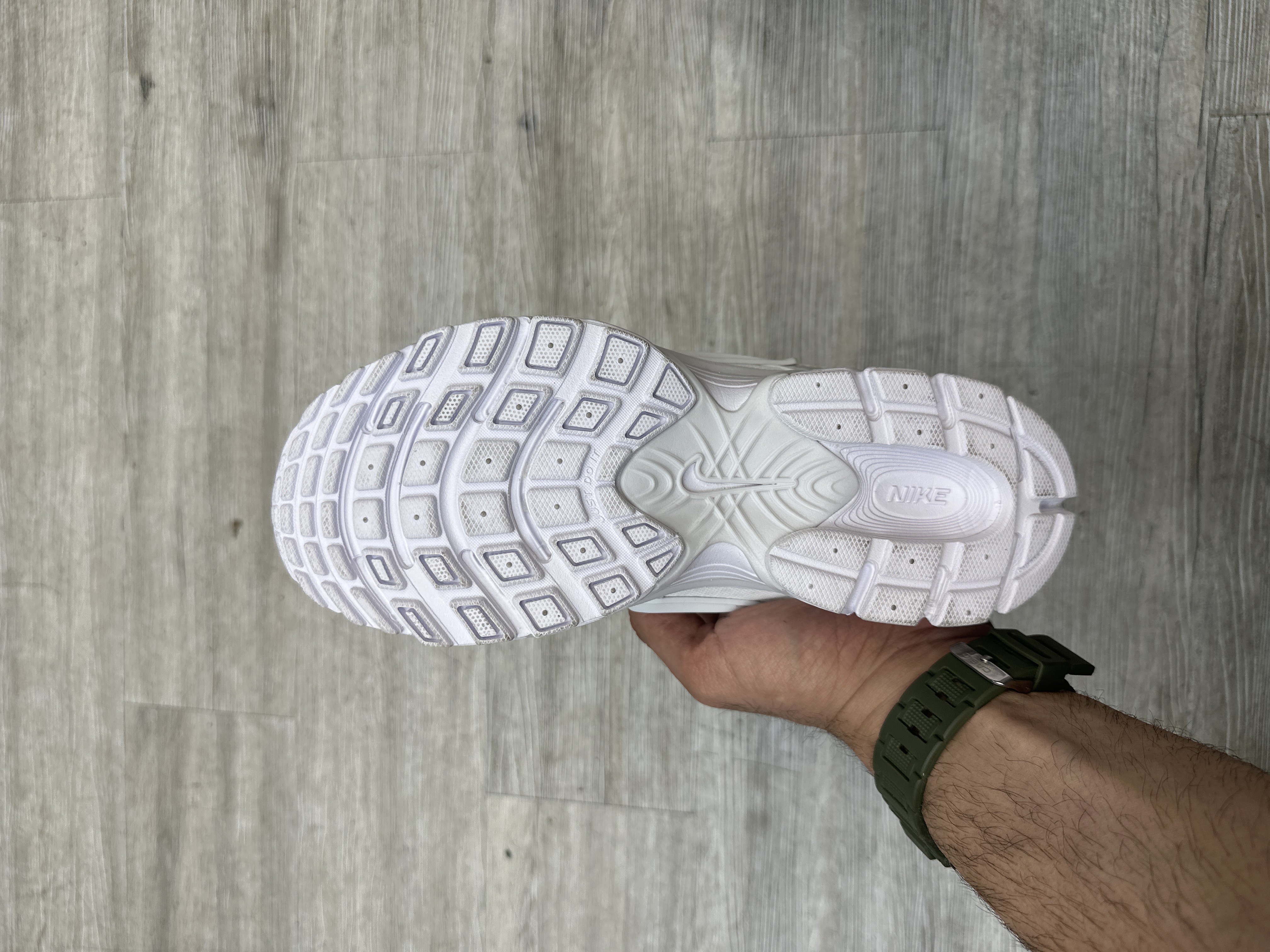 کتونی نایک nike v5 rnr