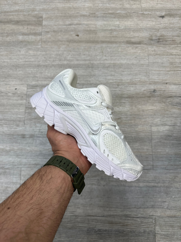 کتونی نایک nike v5 rnr