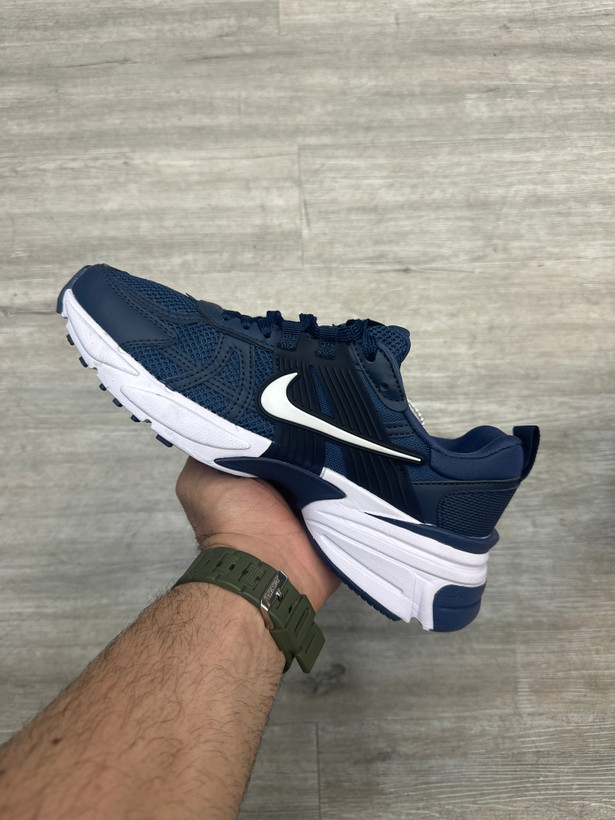 کتونی نایک v2k nike وی تو کی