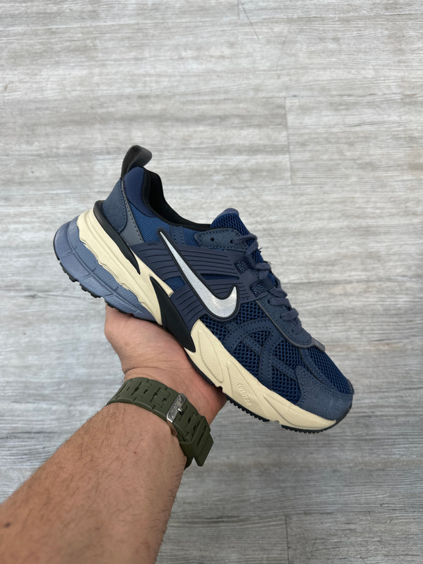 کتونی اسپرت نایک v2k nike وی تو کی