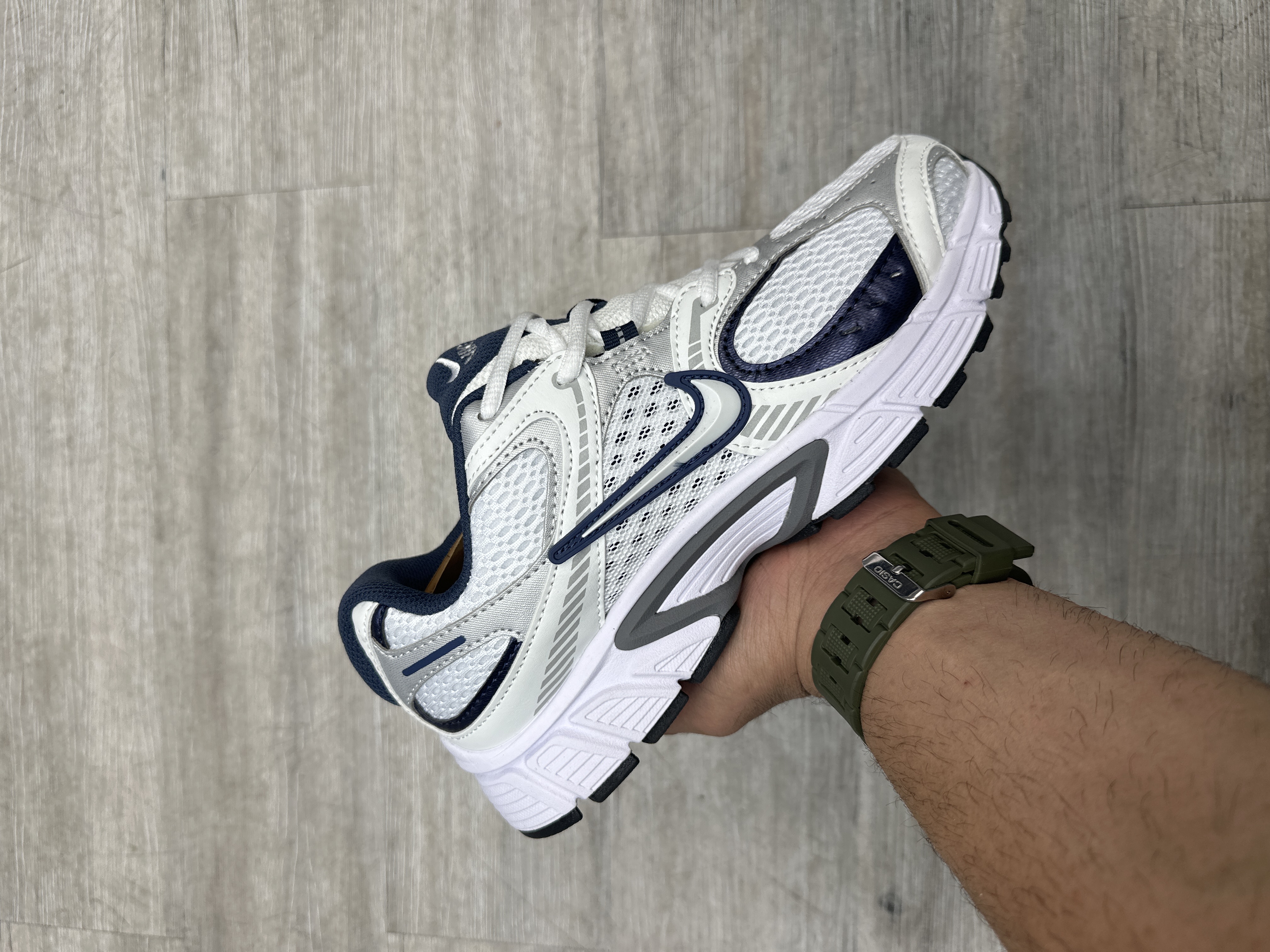 کتونی اسپرت نایک nike v5 rnr