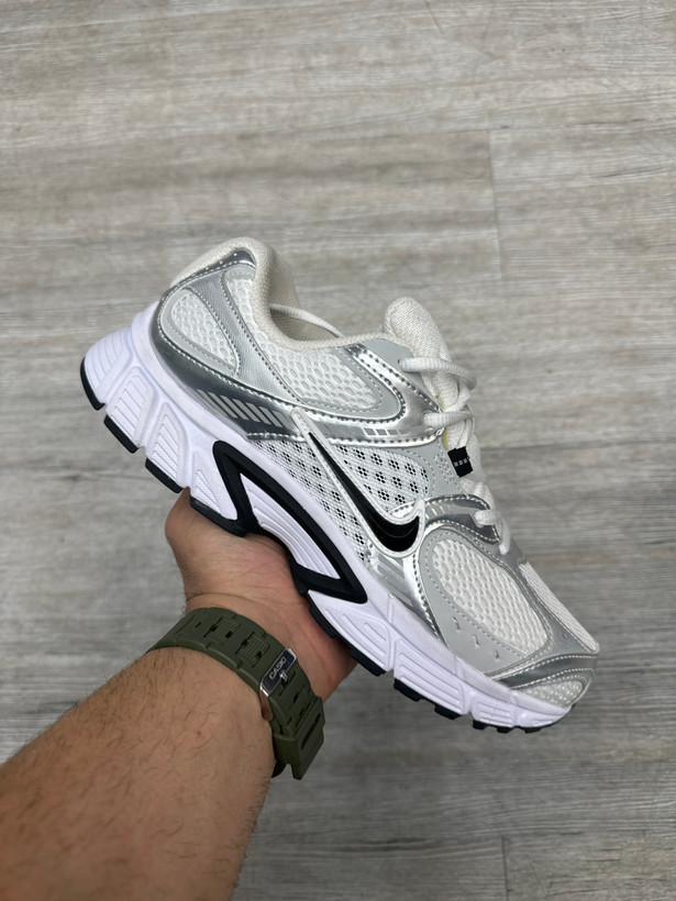 کتونی اسپرت نایک nike v5 rnr